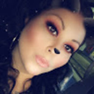 Meet your Posher, Desi